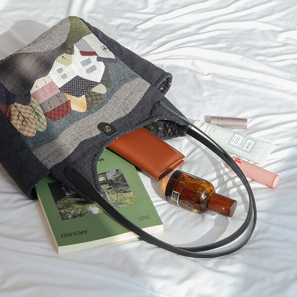 [바이핸즈] 퀼트패키지 가방 - 푸르른 언덕 숄더백