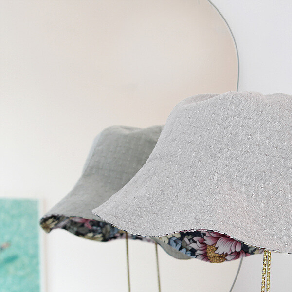 [바이핸즈] 유튜브 영상제공 퀼트패키지 소품 - 리버시블 플라워 버킷햇 (블루)