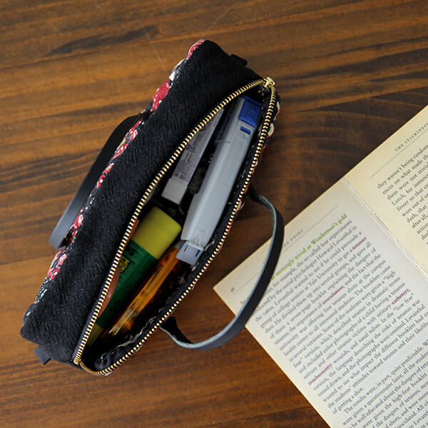 [바이핸즈] 퀼트패키지 소품 - 앤틱플라워 핸들 파우치