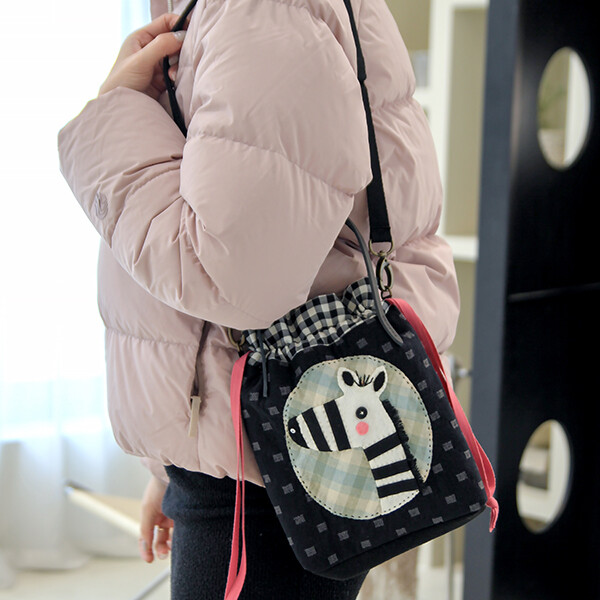 [바이핸즈] 퀼트패키지 가방 - 말이오 스트링백