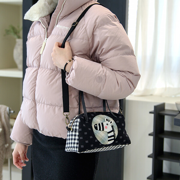 [바이핸즈] 퀼트패키지 가방 - 말이오 보스턴백