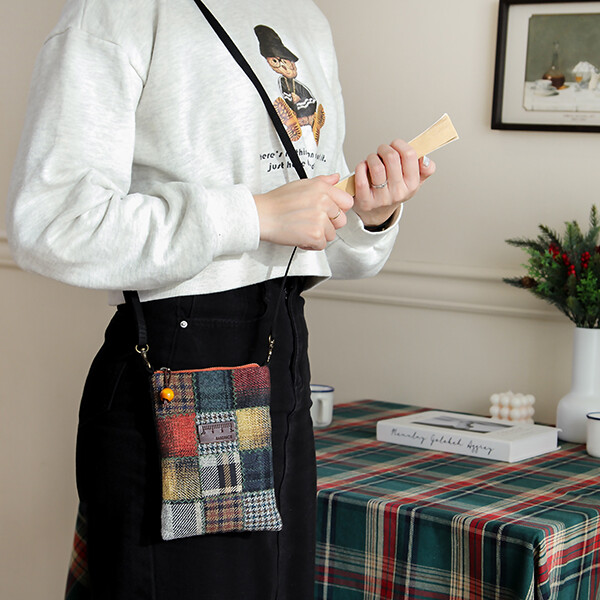 [바이핸즈] 퀼트패키지 가방 - 울체크 핸드메이드 파우치겸 핸폰가방