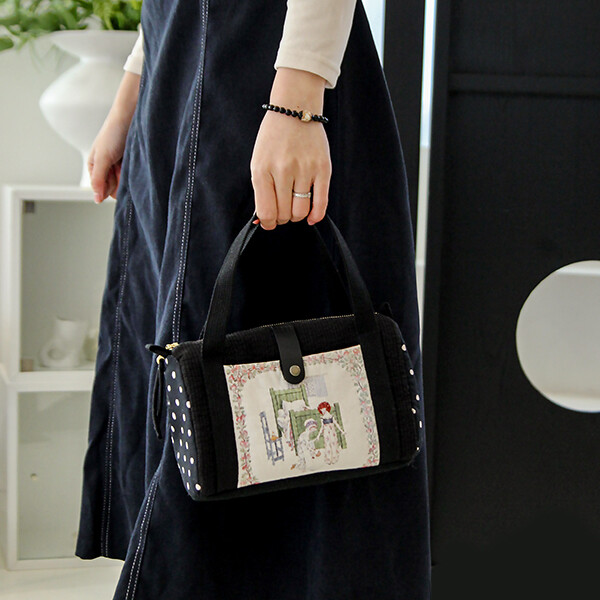 [바이핸즈] 퀼트패키지 가방 - 케이트 플라워 미니 보스턴백
